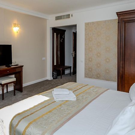 La Maison De Caroline Alba Iulia Bagian luar foto