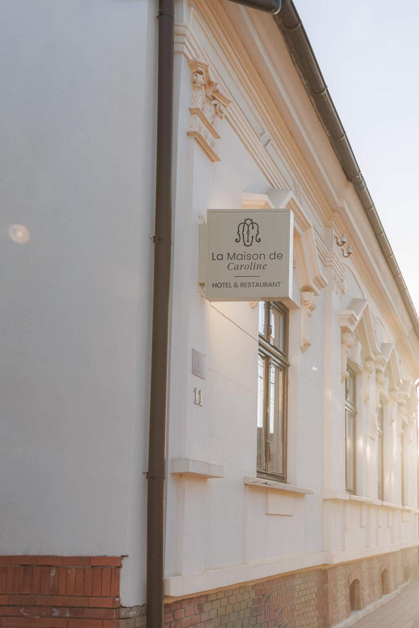 La Maison De Caroline Alba Iulia Bagian luar foto