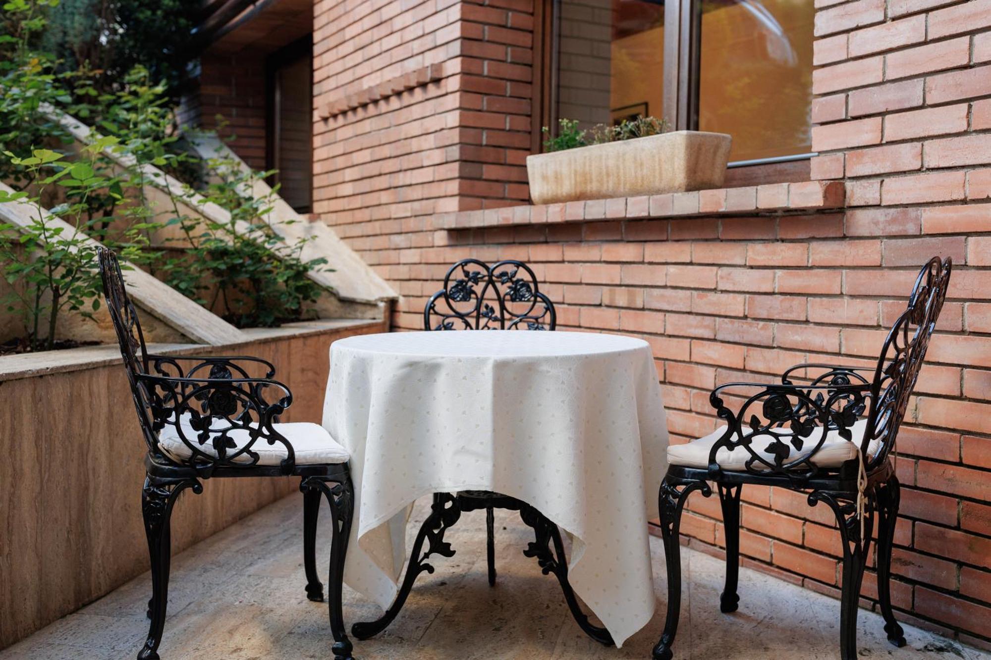 La Maison De Caroline Alba Iulia Bagian luar foto