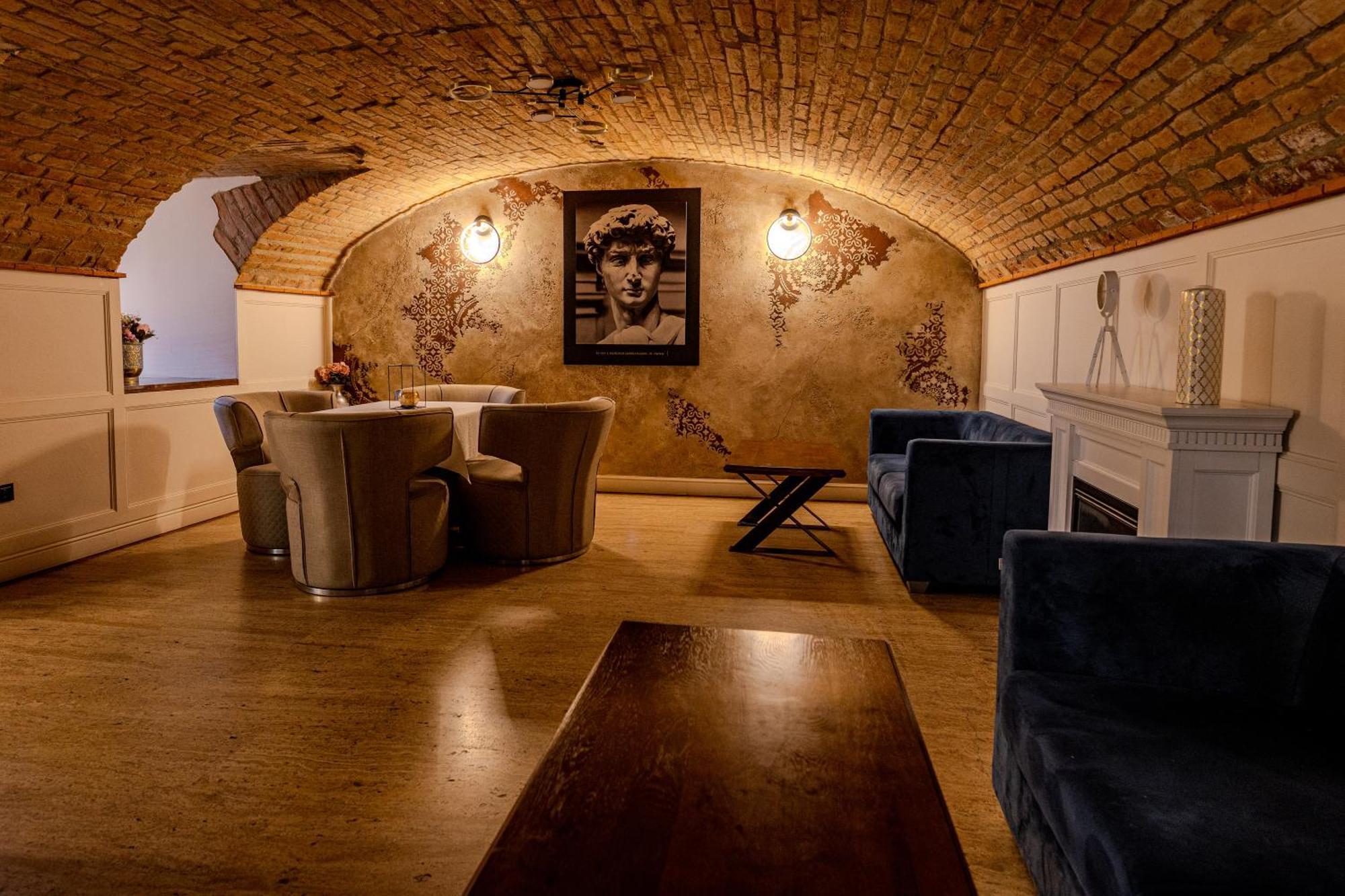 La Maison De Caroline Alba Iulia Bagian luar foto