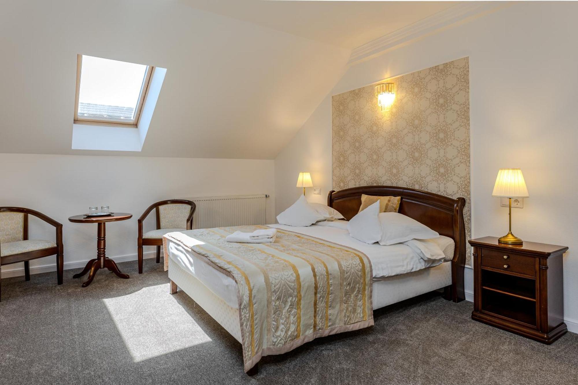 La Maison De Caroline Alba Iulia Bagian luar foto