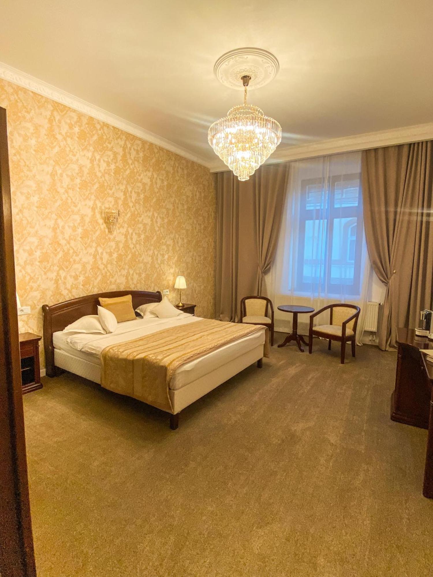 La Maison De Caroline Alba Iulia Bagian luar foto